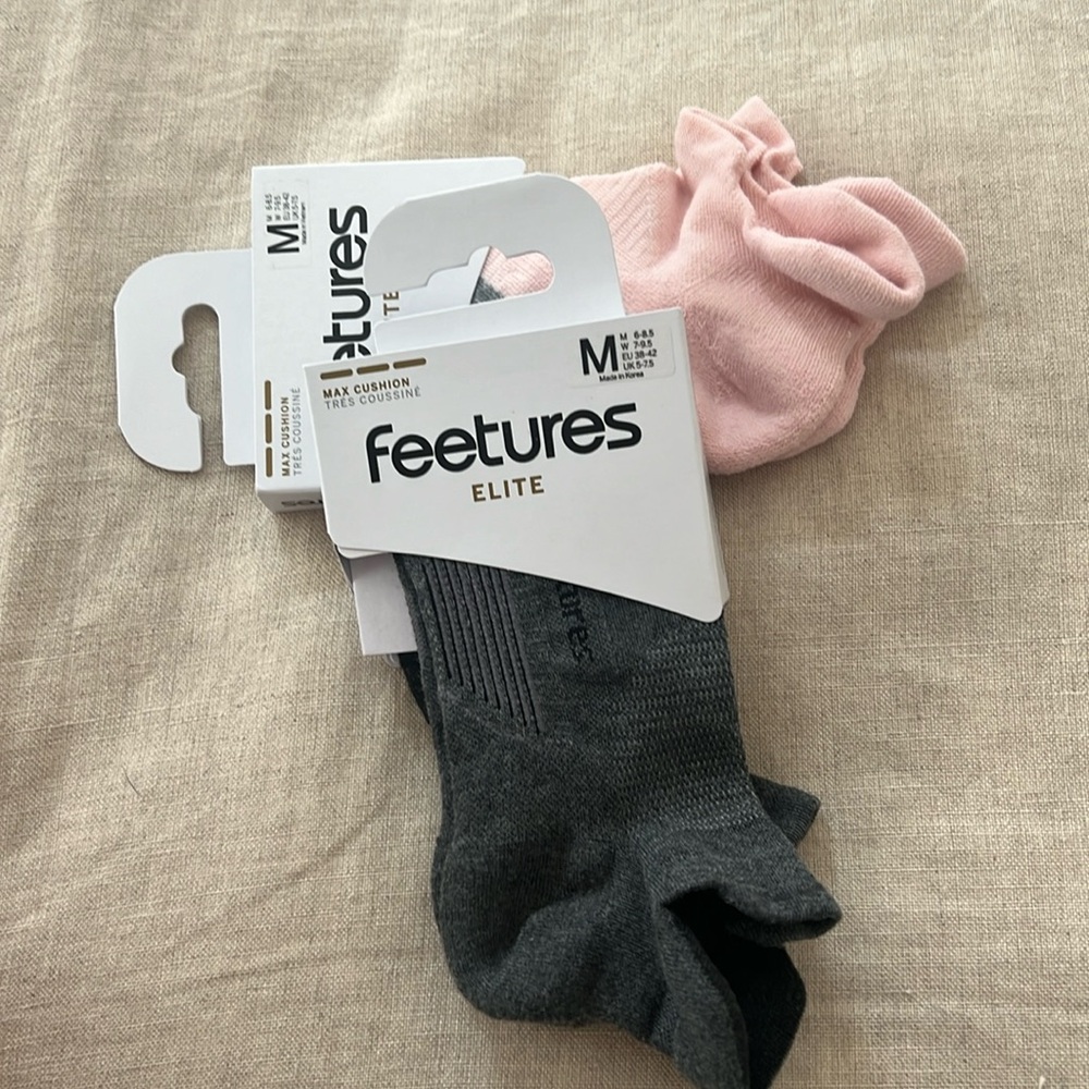 Feetures Elite Max Cushion athletic socks. Womens size 7-9.5. Two pair.